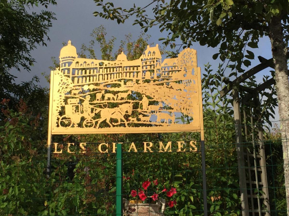 Bed and Breakfast Les Charmes Валансе Экстерьер фото