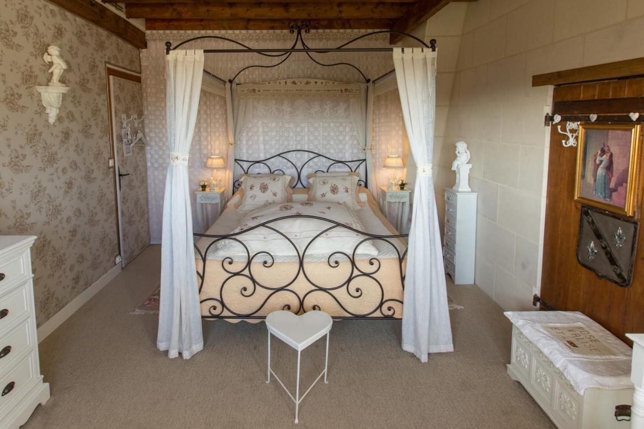 Bed and Breakfast Les Charmes Валансе Экстерьер фото